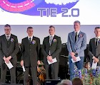 Tie 2.0 kilpailun palkitut: Urautuneet insinöörit: Jani Sloniemi, Veetu Helkiö, Mikko Laitinen ja JorMAT joukkueesta Mikko Sauni ja Antti Pelho